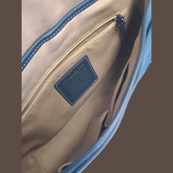 COACH Rare Signature Hampton Flap Crossbody or Shoulder bag in blue - Picture 12 of 15